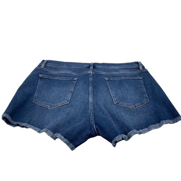 FRAME Le Cut Off Denim Jean Shorts in Williams - Picture 7 of 10